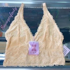 ✨BNWT Savagexfenty nude bralette ✨